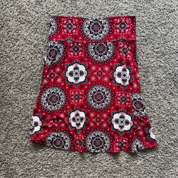Red Patterned Midi Skirt Soft Stretchy Mini Midi XL Skirt - Picture 2 of 4